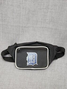 Detroit Tigers MLB Black Logo Cross Body/ Fanny Pack.